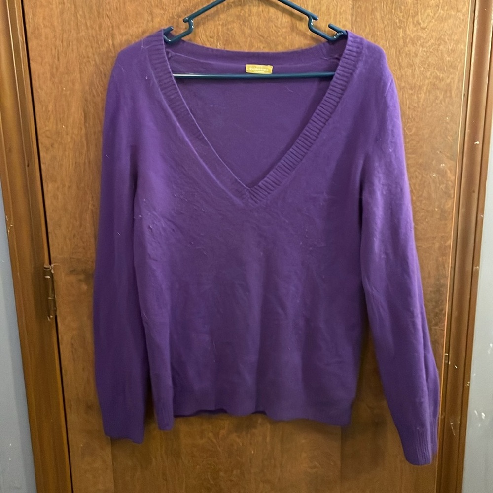 J crew purple sweater 100%‎ cashmere